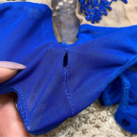 CQ by CQ Brand Sheer and‎ Royal Blue Floral Appliqué Bodysuit Size Small - Picture 4 of 10